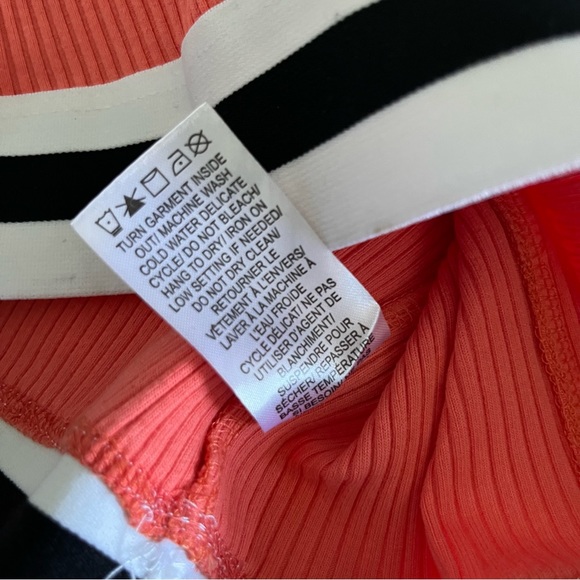 Ardene Kendall & Kylie Striped Crop Top - Picture 8 of 9